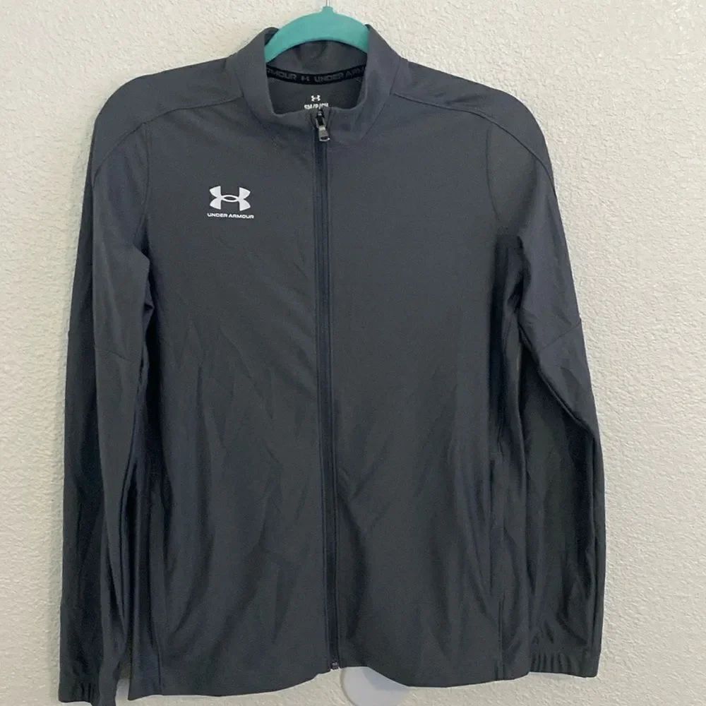 NWT- Under Armour- Women's Challenger Track Jacket- grey- size Small